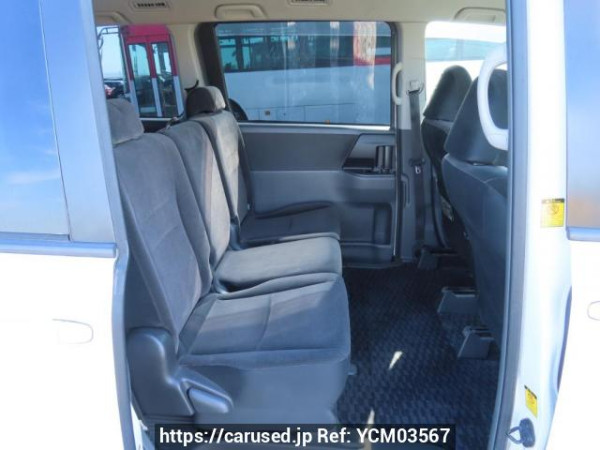 Used 2009 AT toyota voxy ZRR70G Image[18]