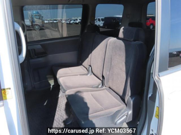 Used 2009 AT toyota voxy ZRR70G Image[21]