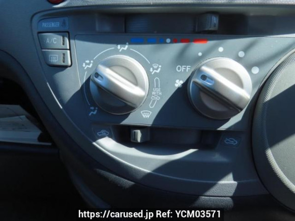 Used 2005 AT toyota sienta NCP81G Image[29]