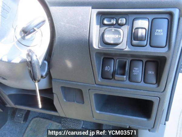 Used 2005 AT toyota sienta NCP81G Image[32]