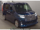 Toyota Roomy M900A