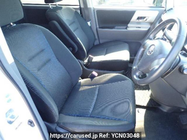 Used 2008 AT toyota voxy ZRR70W Image[11]