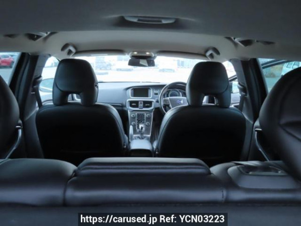 Used 2015 AT volvo v40 MB4164T Image[9]