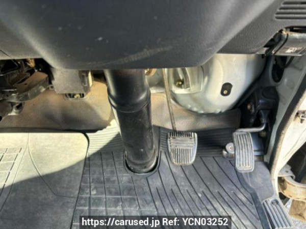 Used 2003 AT toyota hiace-van RZH112V Image[13]