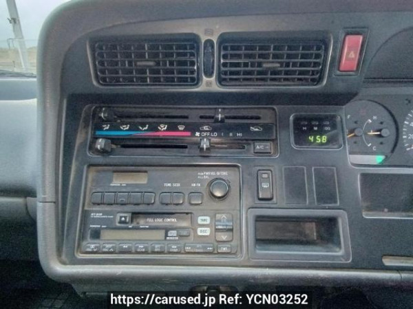 Used 2003 AT toyota hiace-van RZH112V Image[22]