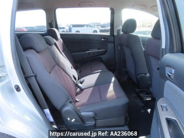 Used 2005 AT toyota wish ZNE10G Image[17]