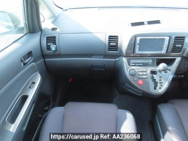 Used 2005 AT toyota wish ZNE10G Image[22]