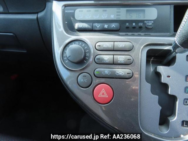 Used 2005 AT toyota wish ZNE10G Image[28]