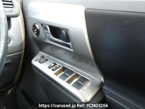 Used 2009 AT toyota voxy ZRR70W Image[19]