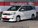 Toyota Voxy ZWR80G