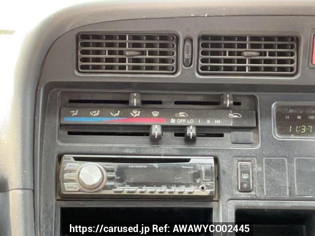 Buy Used 2004 Toyota Hiace Van LH178V (AWAWYCO02445) - Carused.jp