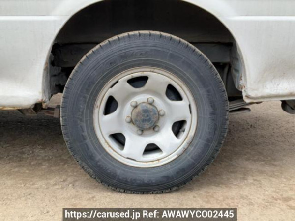 Used 2004 MT toyota hiace-van LH178V Image[30]