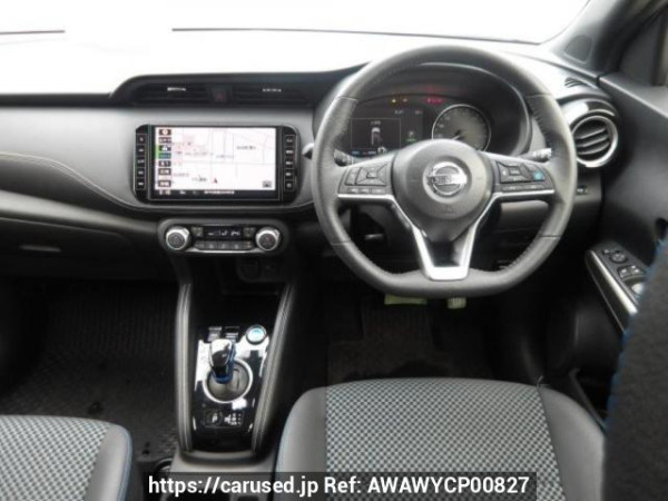 Used 2022 AT nissan kicks P15 Image[16]