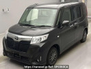 Toyota Roomy M900A
