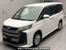 Toyota Noah ZWR95W