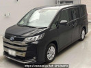 Toyota Noah ZWR90W