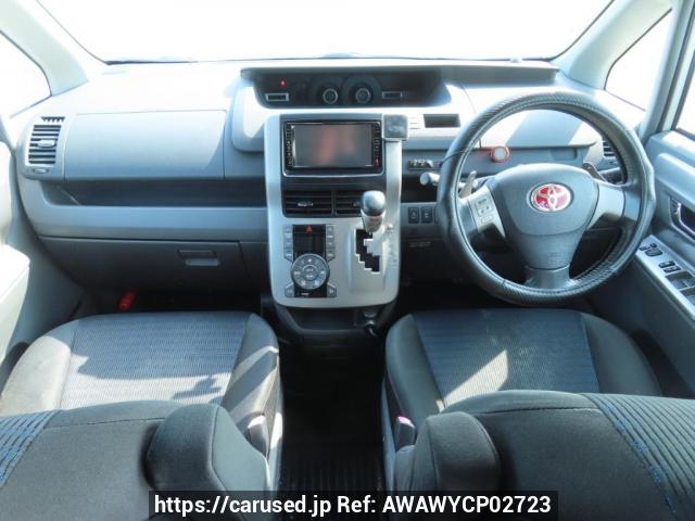 Buy Used 2010 Toyota Voxy ZRR70W (AWAWYCP02723) - Carused.jp