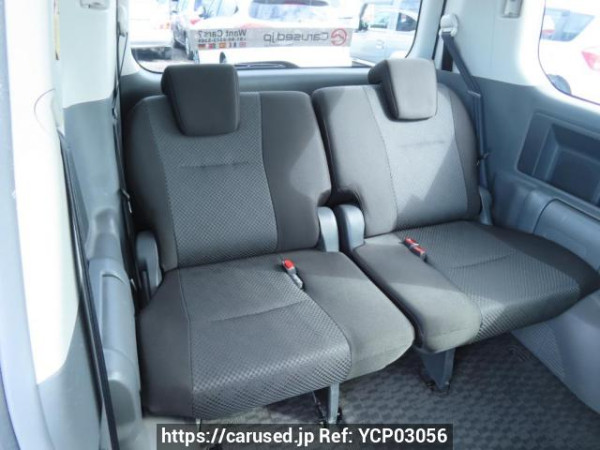 Used 2007 AT toyota noah ZRR70W Image[21]