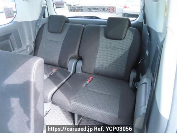 Used 2007 AT toyota noah ZRR70W Image[22]