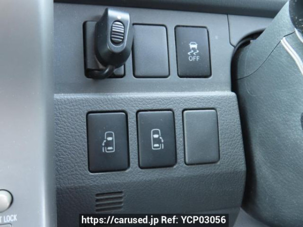 Used 2007 AT toyota noah ZRR70W Image[30]