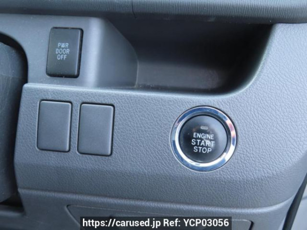 Used 2007 AT toyota noah ZRR70W Image[33]