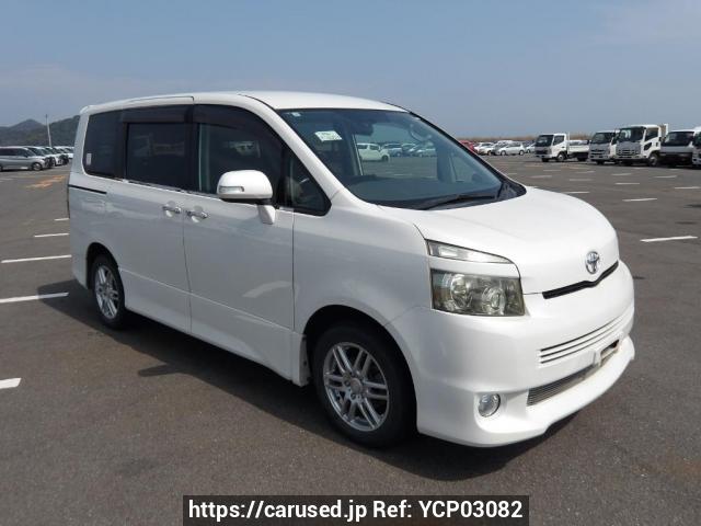 Buy Used 2007 Toyota Voxy ZRR70W (YCP03082) - Carused.jp