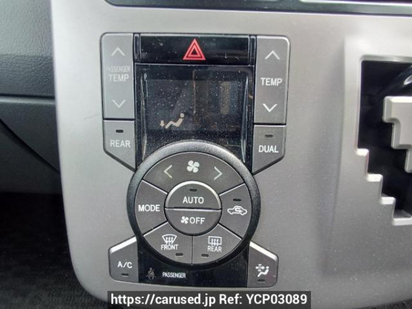 Used 2009 AT toyota noah ZRR70G Image[26]