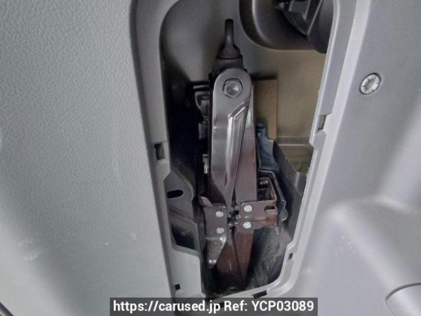 Used 2009 AT toyota noah ZRR70G Image[44]