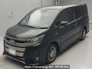 Toyota Noah ZWR80W