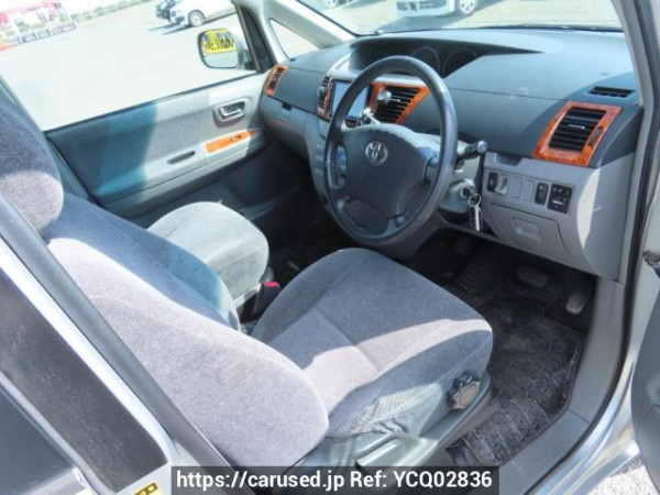 Used 2005 AT toyota noah AZR65G Image[13]