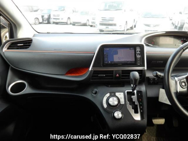 Used 2017 AT toyota sienta NHP170G Image[19]