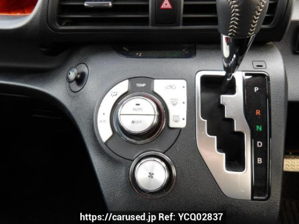 Used 2017 AT toyota sienta NHP170G Image[25]