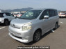 Used 2009 AT toyota voxy ZRR70W Image[2]