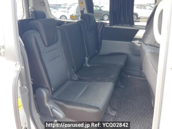 Used 2009 AT toyota voxy ZRR70W Image[15]