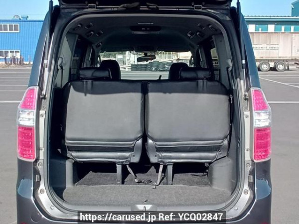 Used 2008 AT toyota noah ZRR75G Image[8]