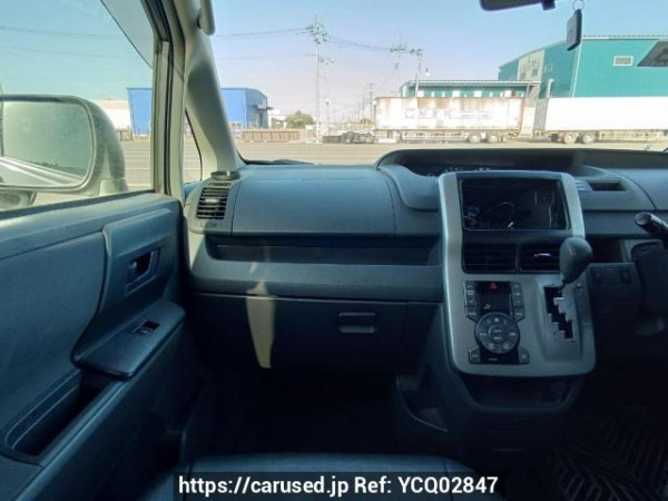 Used 2008 AT toyota noah ZRR75G Image[19]