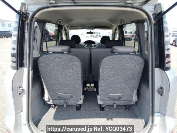 Used 2005 AT toyota sienta NCP81G Image[8]
