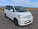 Toyota Noah AZR60G
