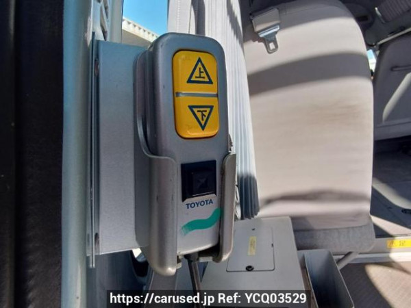 Used 2004 AT toyota hiace-commuter TRH124B Image[19]