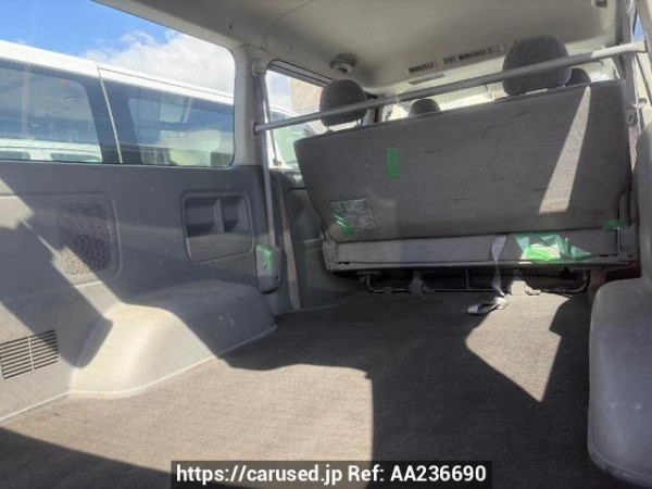 Used 2005 AT toyota hiace-van KDH200V Image[9]