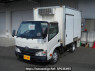 Used 2014 MT toyota dyna-truck XZU675 Image[0]
