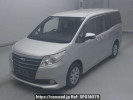 Toyota Noah ZRR80G