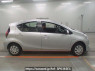 Used 2015 AT toyota aqua NHP10 Image[2]
