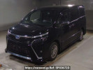 Toyota Voxy ZWR80W