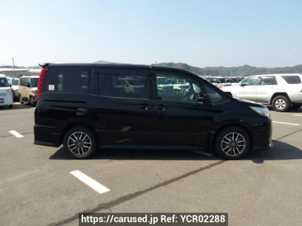 Used 2014 AT toyota noah ZRR80W Image[7]