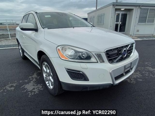 DB4204TXC T5 XC60 XC60（ボルボ）の価格・スペック情報 Buy 