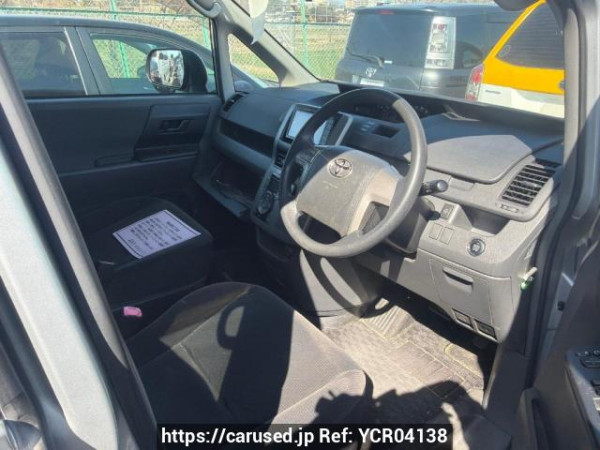 Used 2010 AT toyota noah ZRR75G Image[6]