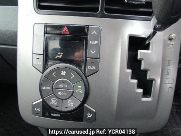 Used 2010 AT toyota noah ZRR75G Image[25]