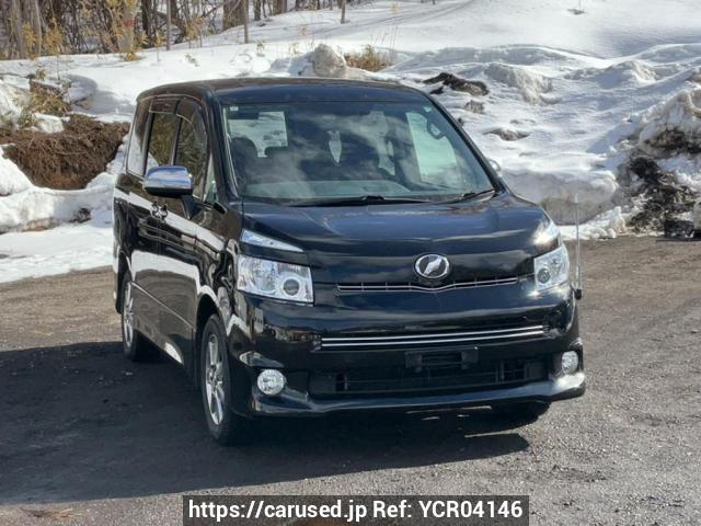 Buy Used 2009 Toyota Voxy ZRR75W (YCR04146) - Carused.jp