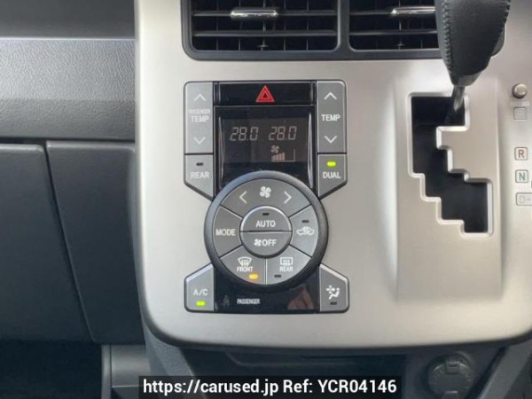 Used 2009 AT toyota voxy ZRR75W Image[25]